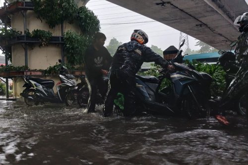Ancaman Banjir Rob Jakarta Utara, Ini Komponen Mobil yang Rentan Rusak