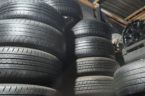 Awas Tertipu Saat Beli Ban Bekas Secara Online
