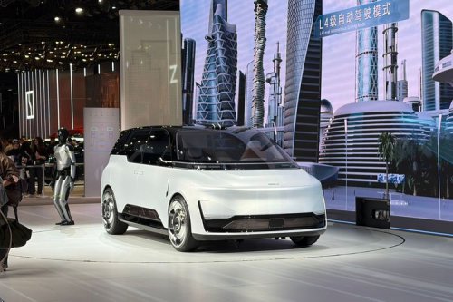 Robotaxi Geely Debut Dunia di Beijing Auto Show 2026