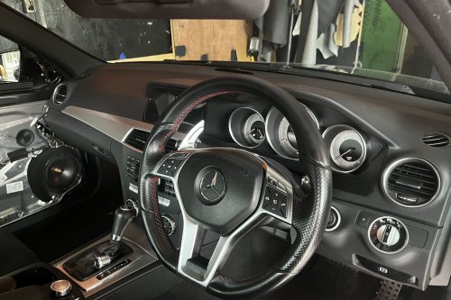 Setir Kusam dan Mengelupas, Retrim atau Cat Ulang?