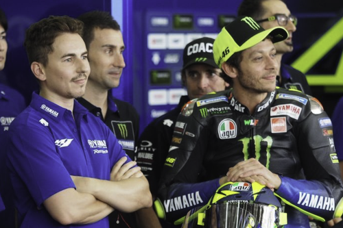 Lorenzo Ungkap Taktik Rahasia Kalahkan Rossi di MotoGP 2015
