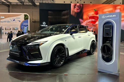 Sudah Laku, Ini Harga Mobil Terbatas Lexus RZ 600e F Sport Performance