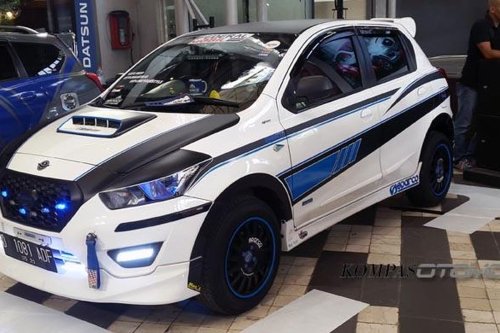 Mobil Pakai Pelek Besar, Korbankan Kenyamanan