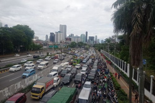 Aturan Bebas Gage Mobil Listrik Mulai Dipertanyakan, Ini Kata Wuling