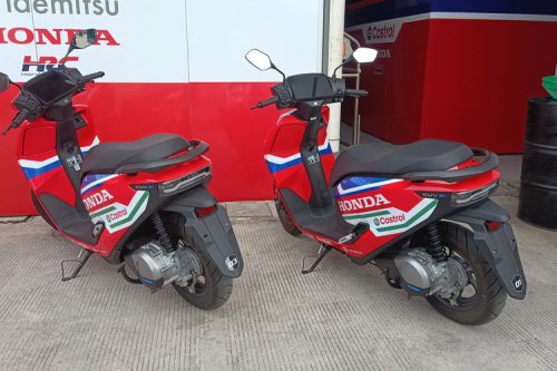 Lihat Langsung Honda CUV e: Livery Honda HRC dan LCR di Mandalika
