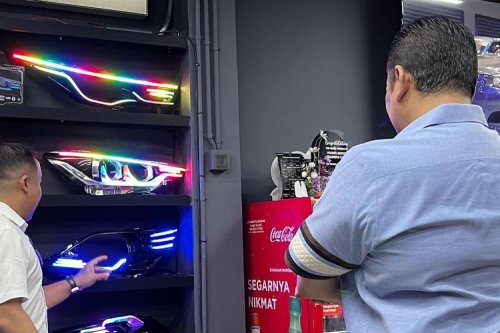 Mencetak Ahli Lampu Kendaraan di Surabaya