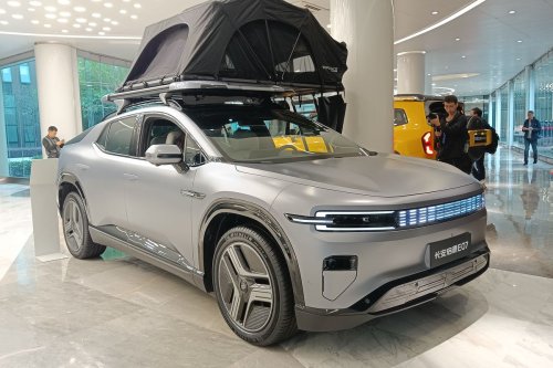 Changan E07, SUV Unik yang Bisa Bertransformasi Jadi Double Cabin