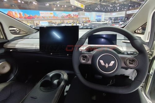 Update Harga Wuling Cloud EV: Nyaman dengan Sofa Mode