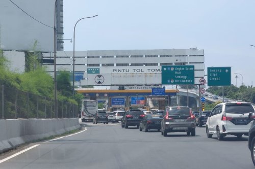 Ada Rekonstruksi Jalan, GT Tomang Ditutup Bertahap hingga 9 Agustus