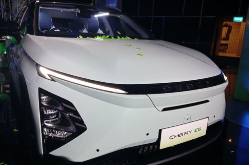 MG S5 EV vs Chery E5: Duel SUV Listrik Menarik di IIMS 2026