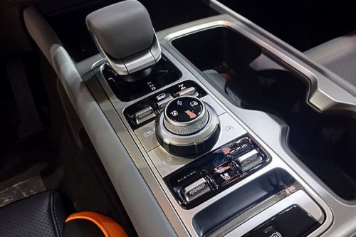 BJ41: SUV Ladder Frame Modern Siap Meluncur di Indonesia