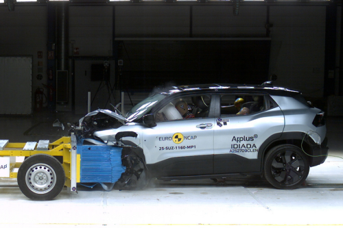 Suzuki e Vitara Raih Empat Bintang Tes Tabrak ANCAP