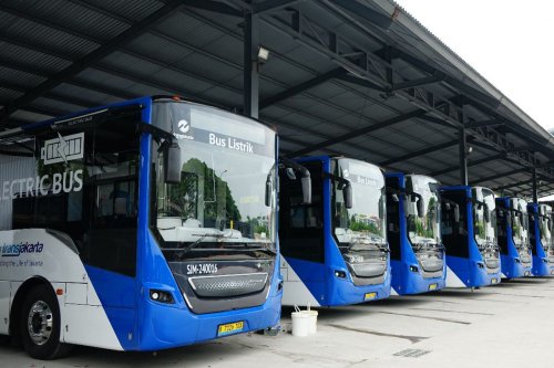 Subsidi Motor dan Mobil Listrik Dianggap Keliru, Harusnya Bus Listrik