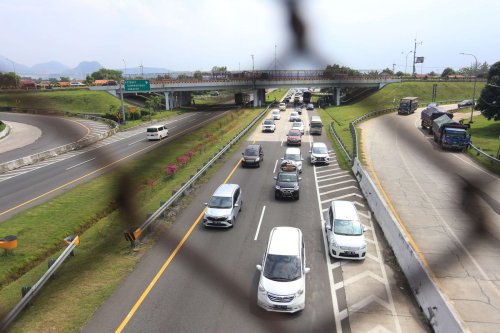 Info Ganjil Genap, Nasib Mobil Bensin di China