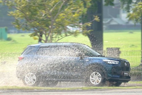 Daihatsu Rocky, Daihatsu, Perdana Jajal Daihatsu Rocky Hybrid, Galak di Putaran Bawah