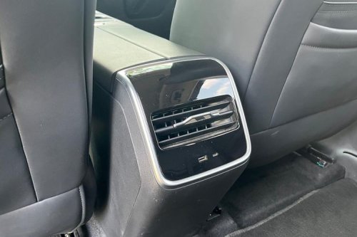 Mengulas Fitur dan Kepraktisan Jaecoo J7 SHS-P, Ini Plus Minusnya