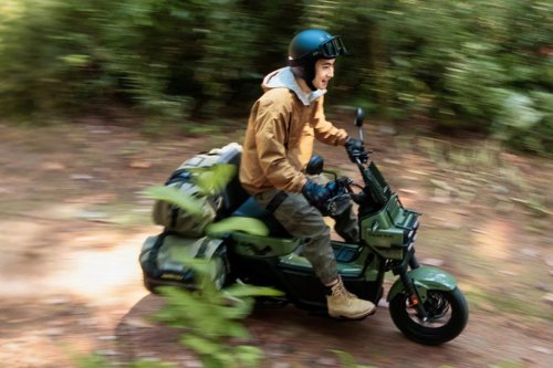 Honda, Inovasi Skutik Honda: Square X125 dengan Desain Kotak