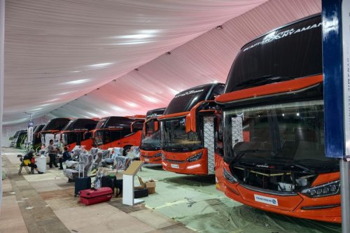 Warna-warni Bus Baru di GIIAS 2026, Sajian Unik Lima Karoseri