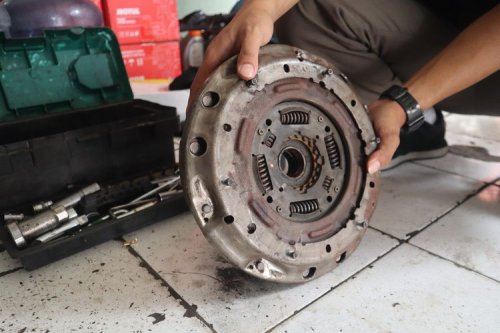 Biaya Penggantian TCM Mobil Ford: Apa yang Perlu Diketahui?