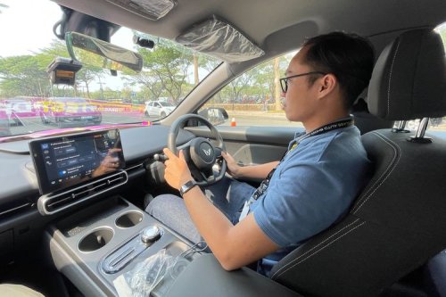 VinFast, VinFast Limo Green, Jajal VinFast Limo Green di GIIAS 2026, Unik dan Pas Jadi Taksi Online