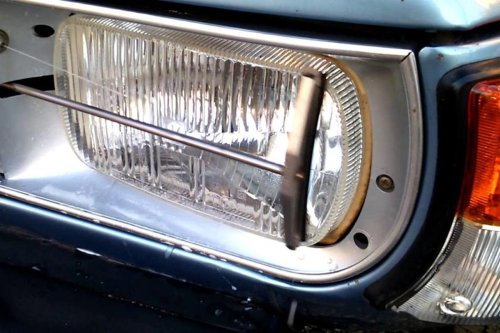 Lampu Mobil Tua Bisa di Re-Mika, tapi Ada Syaratnya