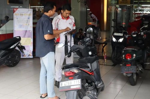 Honda, Gempat Guncang NTT, Diler Motor Honda Alami Kerusakan Kecil