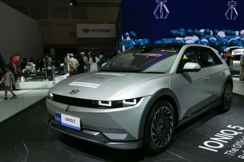 Hyundai, Hyundai Ioniq 5, Hyundai Ioniq, Hyundai Ioniq 5: Mobil Listrik Ikonik yang Harga Bekasnya Anjlok