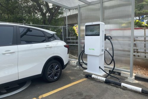 Sering Pakai Fast Charging, Apakah Baterai Mobil Listrik Cepat Rusak?
