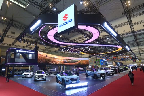 Test Drive Suzuki Berhadiah Motor di GIIAS 2026