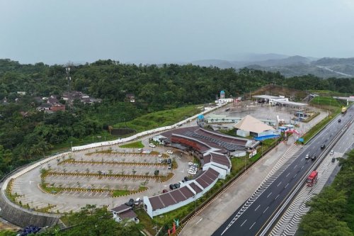 Benarkah Rest Area Jalan Tol Ditutup saat Penuh? Ini Kata Jasa Marga