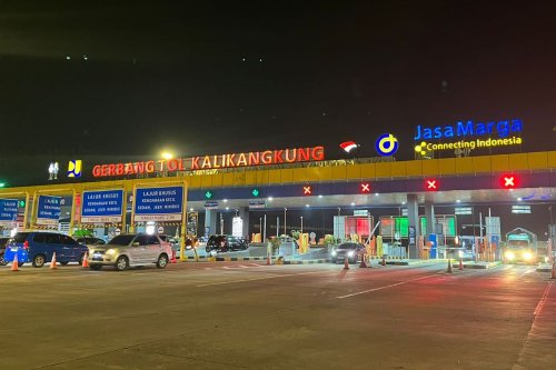 Arus Mudik Mulai Padat di GT Kalikangkung pada H-6 Lebaran
