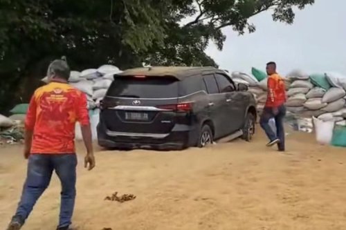 5 Masalah Mobil yang Sering Terjadi Saat Dipakai Mudik Lebaran