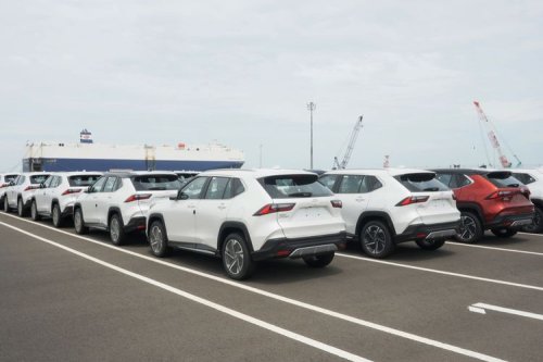 Toyota, Ekspor Jadi Juru Selamat Toyota di Tengah Lesunya Pasar Otomotif Nasional