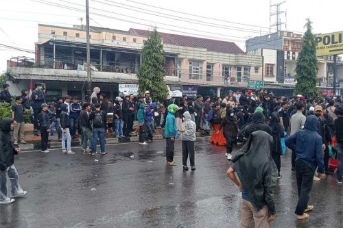 Langkah Cegah Mobil Jadi Sasaran Amuk Massa Saat Terjadi Demo
