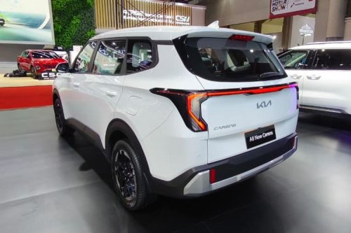 Kia, Kia Sonet, Kia Carens, KIA Turunkan Harga Carens dan Sonet, Lebih Murah Rp 20 Jutaan