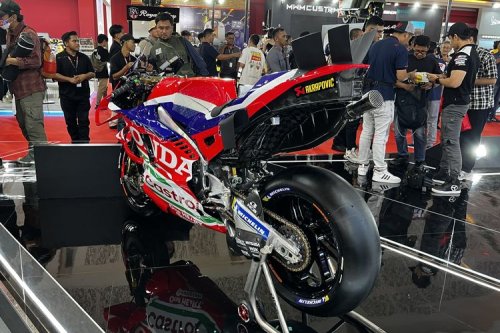 Lihat Motor Balap Joan Mir di IIMS 2026, Logo One Heart Pindah