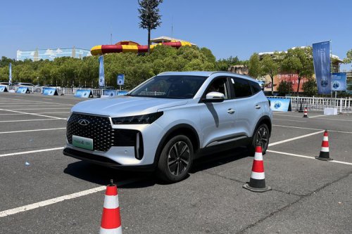 Muncul Fenomena Mobil Bekas Nol Kilometer di China