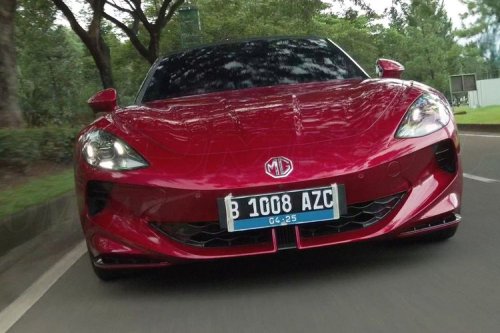 Barang-barang yang Wajib Dibawa Saat Libur Nataru Naik Mobil Listrik