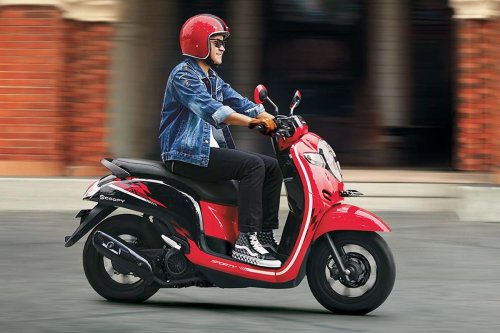 Tips Mencegah Rem Blong pada Motor Matik Saat Melintasi Jalan Turunan