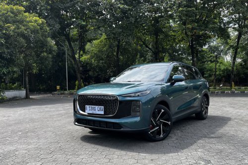 Mengenal Fitur RPA Pada Lepas L8, Bisa Gerakan Mobil Pakai Remote