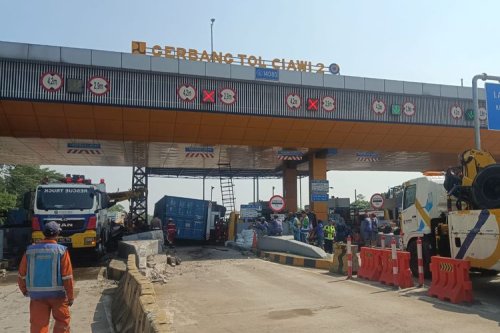 Update Kecelakaan Truk di Gerbang Tol Ciawi 2, Lalu Lintas Arah Jakarta Macet