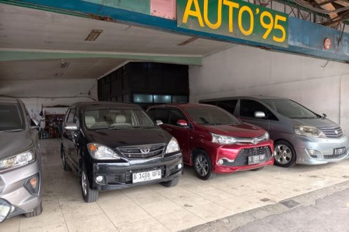 Pasar Mobil Bekas Lesu, Ini Strategi Bertahan Pedagang