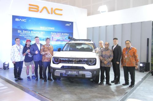 BAIC, BAIC Perkenalkan BJ30 Hybrid di Surabaya