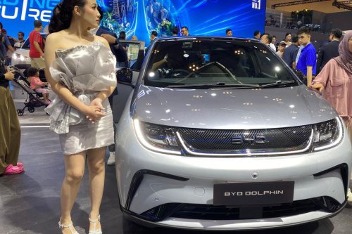 Pilihan Mobil Listrik Rp 300 Jutaan dan Skema Cicilannya di GIIAS 2025