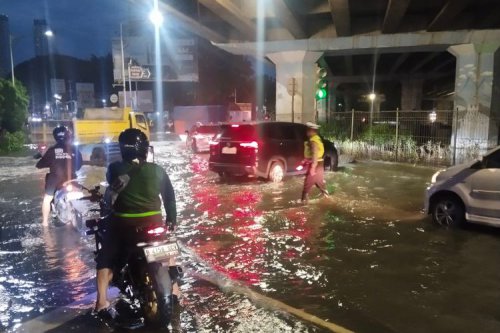 Waspada, Mobil Bekas Banjir Bakal Ramai di Pasar
