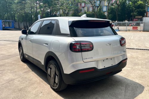 Komparasi Chery Q dan Wuling Binguo EV: Mana Lebih Unggul?