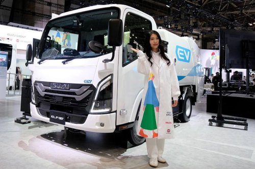 Isuzu Pamerkan Teknologi Masa Depan di Japan Mobility Show 2025