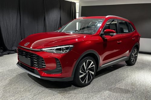 Mobil Hybrid di Bawah Rp 300 Juta: Pilih Rocky Hybrid atau MG ZS Hybrid+