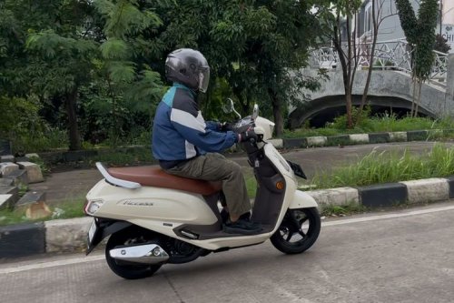 Suzuki , Uji Irit Suzuki Access 125: Seberapa Efisien Mesin 125 cc-nya?