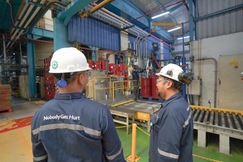 Pabrik ExxonMobil Cilegon Bisa Produksi 100 Juta Liter Oli per Tahun